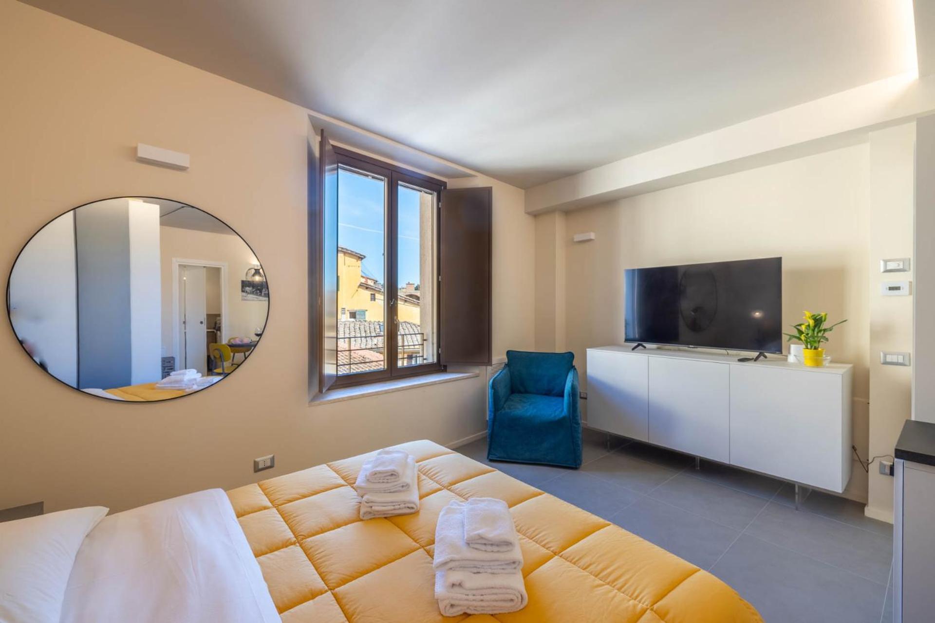 Ampio Monolocale Nel Centro Storico Di Siena Apartment Bagian luar foto