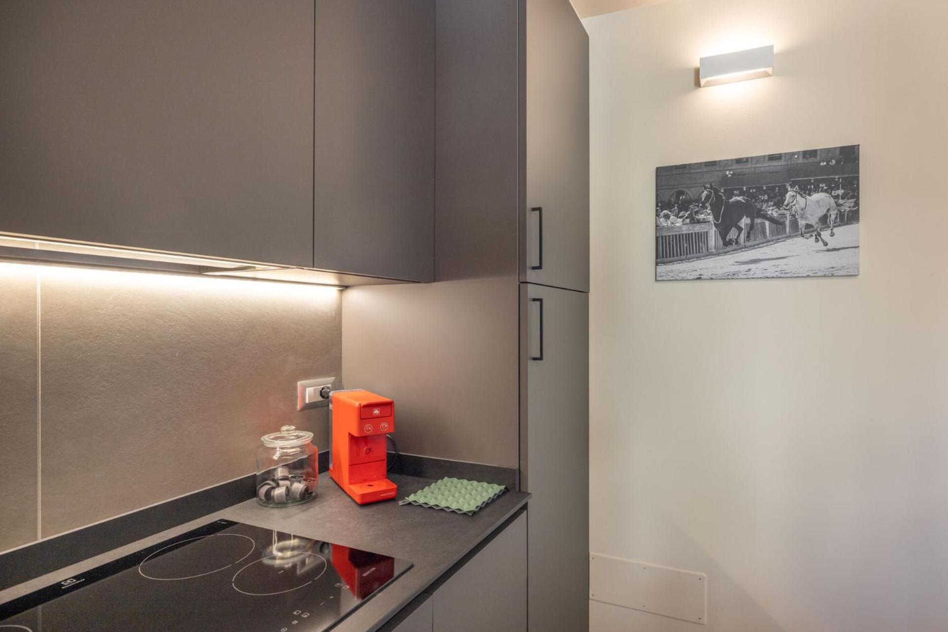 Ampio Monolocale Nel Centro Storico Di Siena Apartment Bagian luar foto